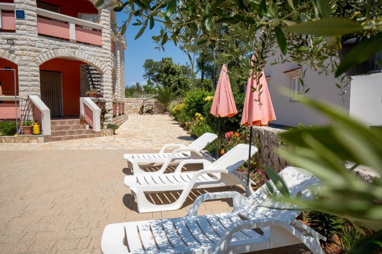 Apartments Pavic - Sapavac Vir Εξωτερικό φωτογραφία