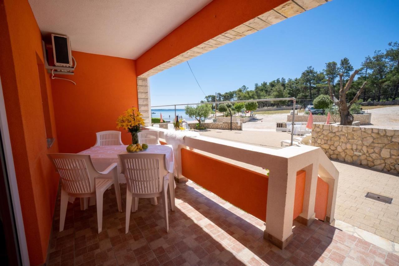Apartments Pavic - Sapavac Vir Εξωτερικό φωτογραφία