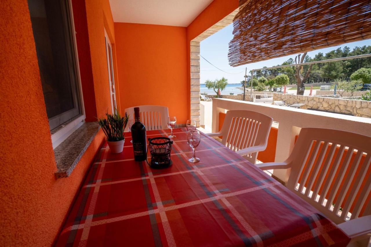 Apartments Pavic - Sapavac Vir Εξωτερικό φωτογραφία