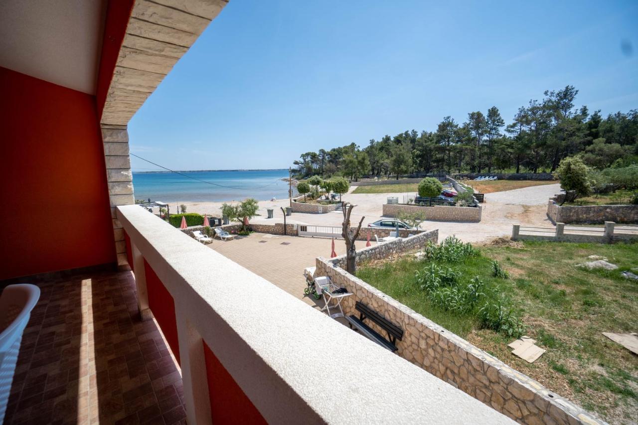 Apartments Pavic - Sapavac Vir Εξωτερικό φωτογραφία