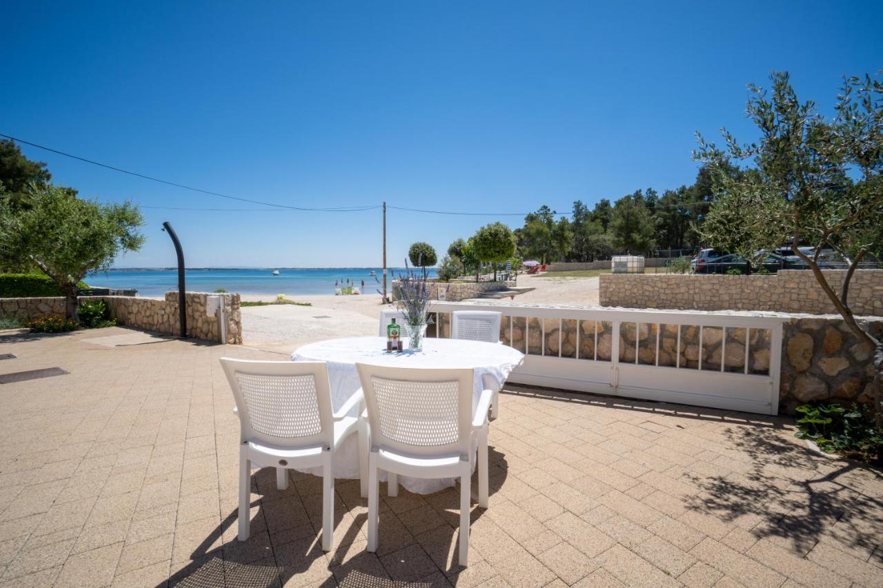 Apartments Pavic - Sapavac Vir Εξωτερικό φωτογραφία